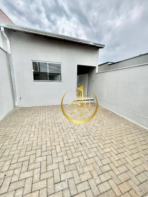 Foto 1 de Casa com 2 quartos à venda, 100m2 em Parque Real, Pouso Alegre - MG