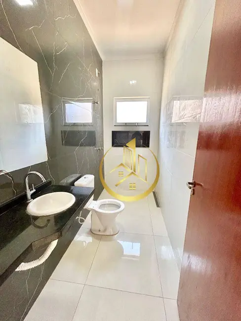 Foto 6 de Casa com 3 quartos à venda, 200m2 em Jardim Aeroporto, Pouso Alegre - MG