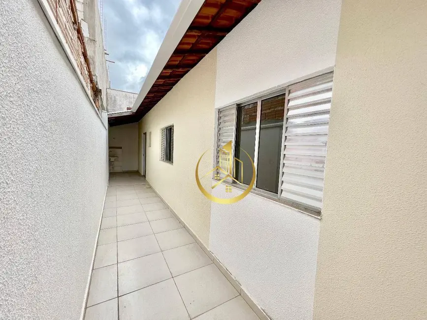 Casa com 2 quartos à venda, 100m2 em Pouso Alegre - MG - imagem 9 Foto 9 de Casa com 2 quartos à venda, 100m2 em Pouso Alegre - MG