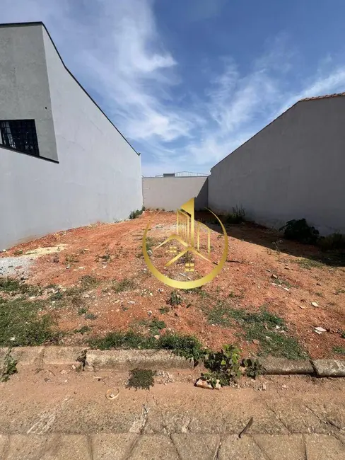 Foto 1 de Terreno / Lote à venda, 250m2 em São Carlos, Pouso Alegre - MG