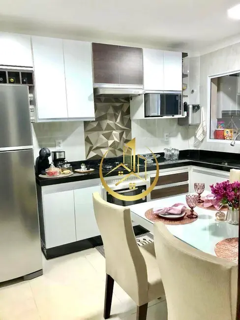 Foto 4 de Apartamento com 2 quartos à venda, 67m2 em Pouso Alegre - MG