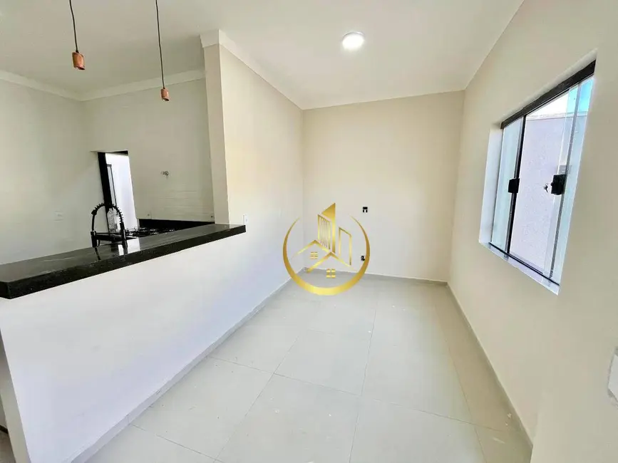 Foto 2 de Casa com 2 quartos à venda, 100m2 em Parque Real, Pouso Alegre - MG