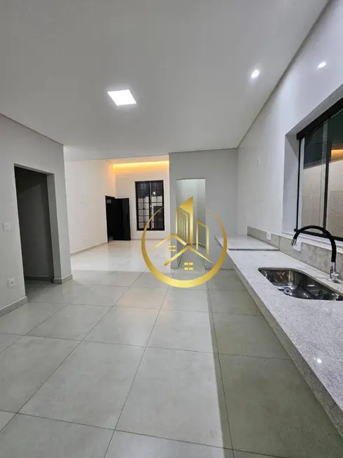 Foto 7 de Casa com 3 quartos à venda, 232m2 em Parque Real, Pouso Alegre - MG