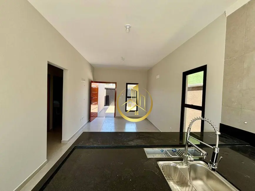 Foto 3 de Casa com 3 quartos à venda, 200m2 em Parque Real, Pouso Alegre - MG