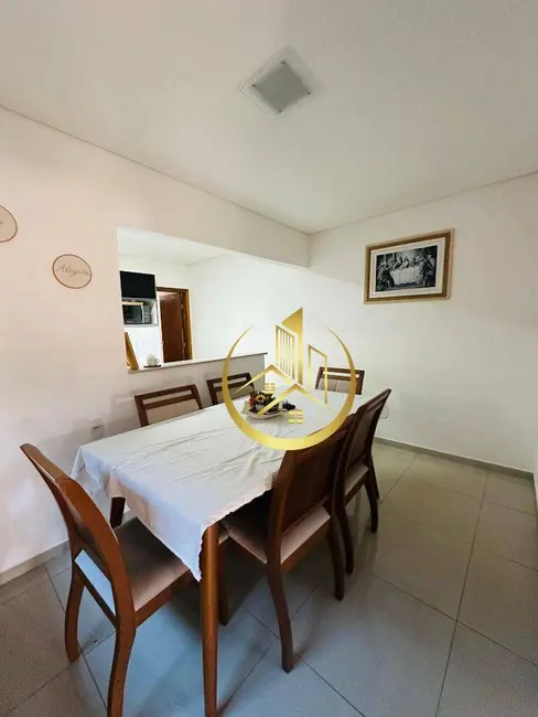 Foto 2 de Casa com 3 quartos à venda, 120m2 em Pouso Alegre - MG