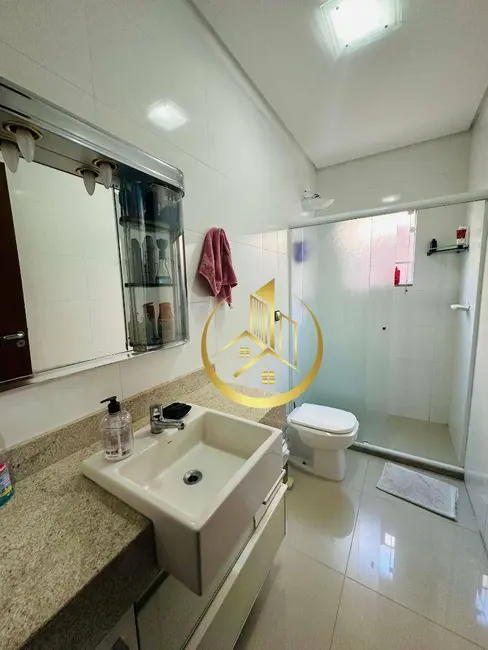 Foto 3 de Casa com 3 quartos à venda, 120m2 em Pouso Alegre - MG