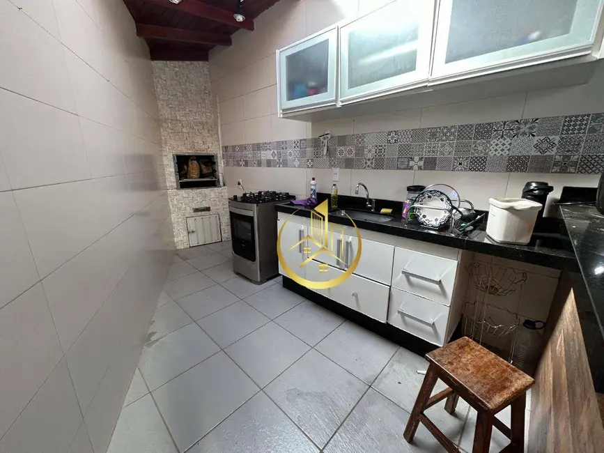 Foto 4 de Casa com 3 quartos à venda, 125m2 em Jardim Califórnia, Pouso Alegre - MG