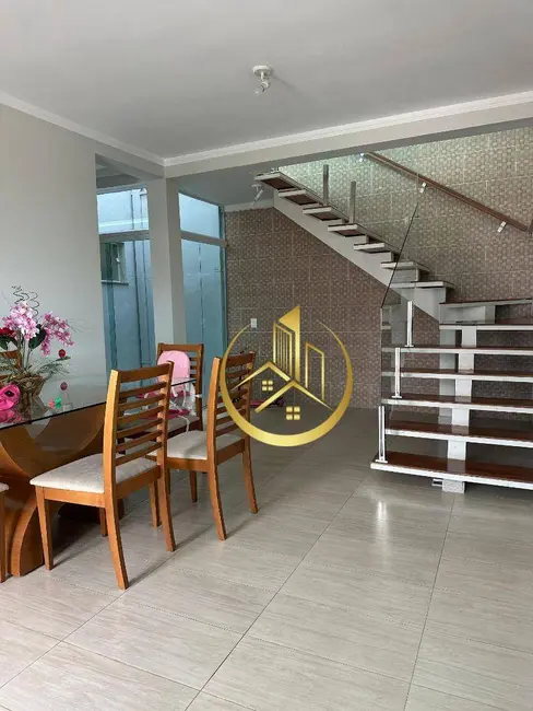 Foto 9 de Casa com 3 quartos à venda, 125m2 em Jardim Califórnia, Pouso Alegre - MG