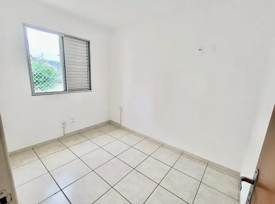 Foto 9 de Apartamento com 2 quartos à venda, 50m2 em Jardim Califórnia, Pouso Alegre - MG