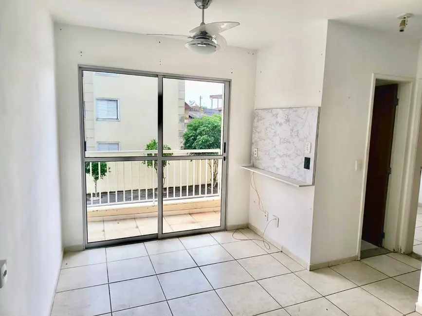 Foto 5 de Apartamento com 2 quartos à venda, 50m2 em Jardim Califórnia, Pouso Alegre - MG