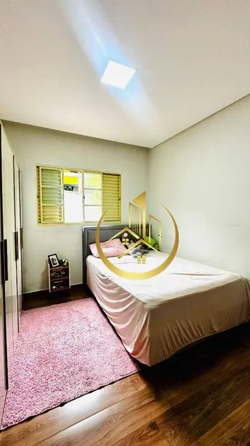 Foto 8 de Casa com 2 quartos à venda, 120m2 em Pouso Alegre - MG