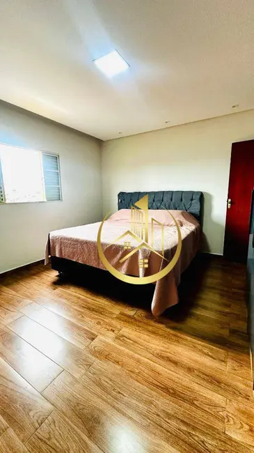 Foto 9 de Casa com 2 quartos à venda, 120m2 em Pouso Alegre - MG