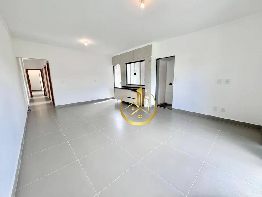 Foto 4 de Casa com 3 quartos à venda, 150m2 em Cidade Vergani, Pouso Alegre - MG