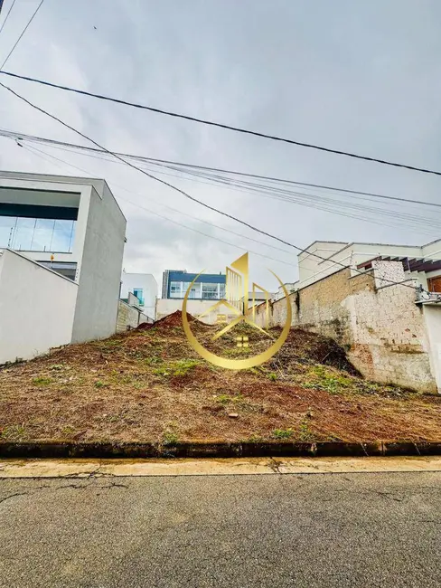 Foto 1 de Terreno / Lote à venda, 300m2 em Pouso Alegre - MG