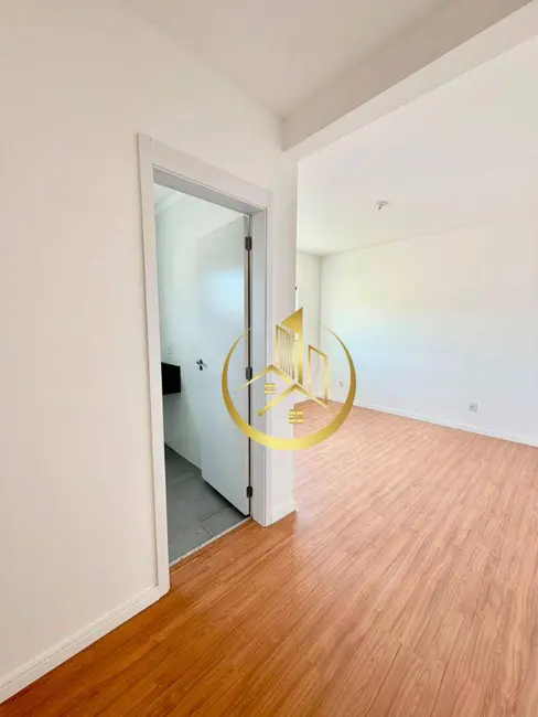 Foto 6 de Apartamento com 2 quartos à venda, 70m2 em Pouso Alegre - MG