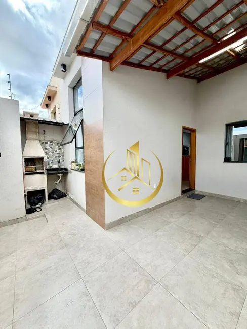 Foto 5 de Casa com 3 quartos à venda, 120m2 em Pouso Alegre - MG