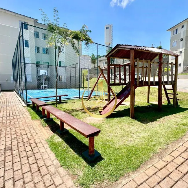 Foto 2 de Apartamento com 2 quartos à venda, 50m2 em Pão de Açúcar, Pouso Alegre - MG