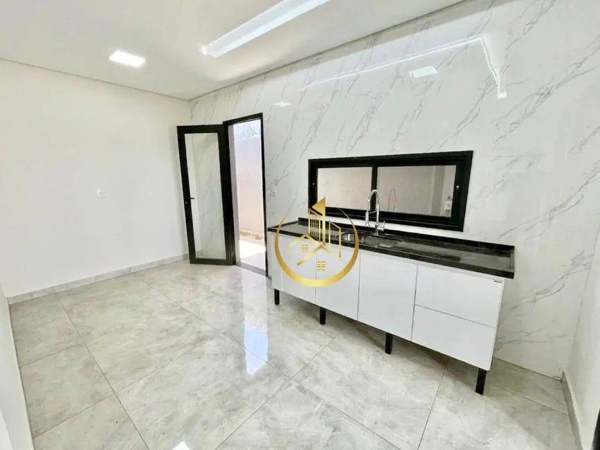 Foto 4 de Casa com 3 quartos à venda, 200m2 em Parque Real, Pouso Alegre - MG