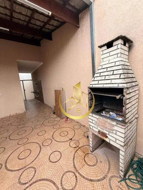 Foto 3 de Casa com 3 quartos à venda, 150m2 em Cidade Vergani, Pouso Alegre - MG
