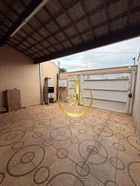 Foto 2 de Casa com 3 quartos à venda, 150m2 em Cidade Vergani, Pouso Alegre - MG