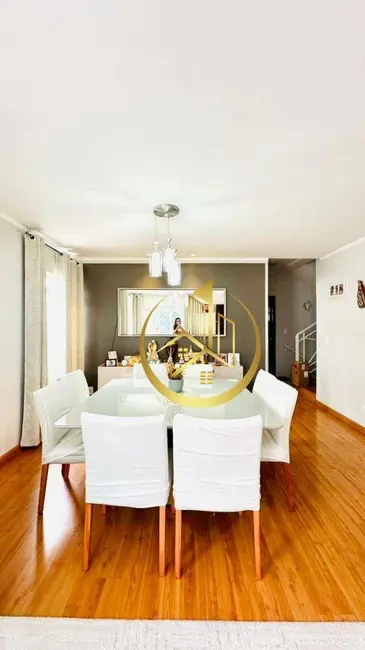 Casa com 4 quartos à venda, 264m2 em Jardim Aureliano, Pouso Alegre - MG - imagem 3 Foto 3 de Casa com 4 quartos à venda, 264m2 em Jardim Aureliano, Pouso Alegre - MG