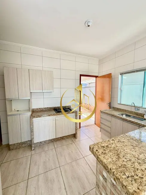 Foto 3 de Apartamento com 2 quartos à venda, 74m2 em Pouso Alegre - MG