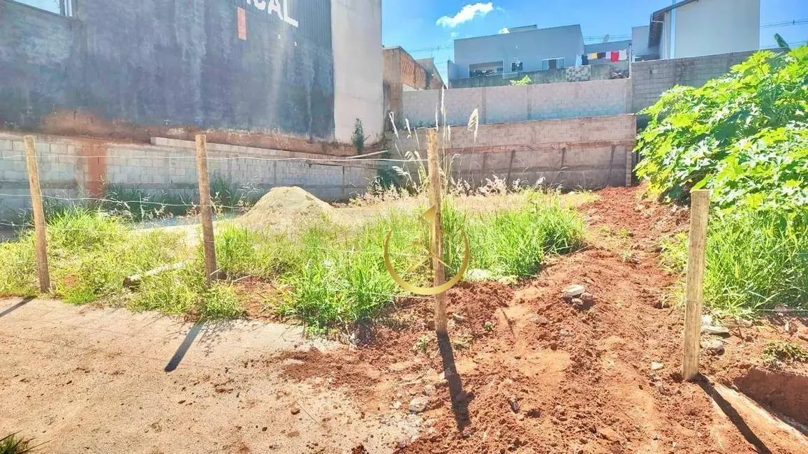 Foto 2 de Terreno / Lote à venda, 300m2 em Cidade Vergani, Pouso Alegre - MG