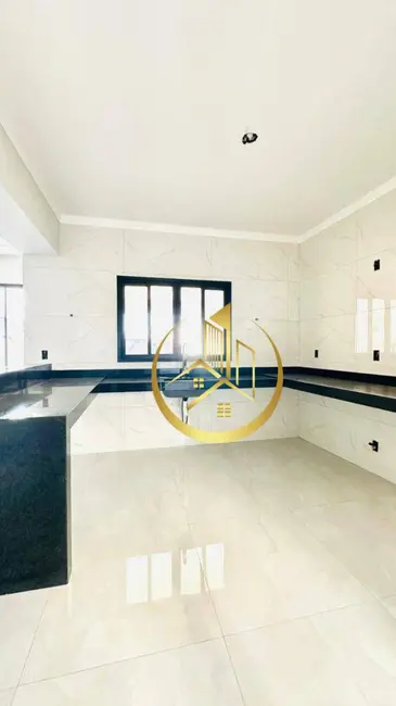Casa com 3 quartos à venda, 181m2 em Jardim Paraíso, Pouso Alegre - MG - imagem 4 Foto 4 de Casa com 3 quartos à venda, 181m2 em Jardim Paraíso, Pouso Alegre - MG