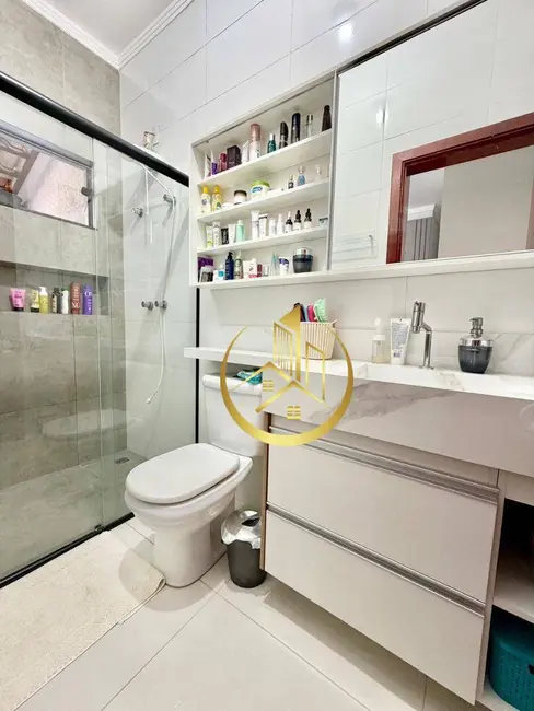 Foto 9 de Casa com 3 quartos à venda, 150m2 em Cidade Vergani, Pouso Alegre - MG