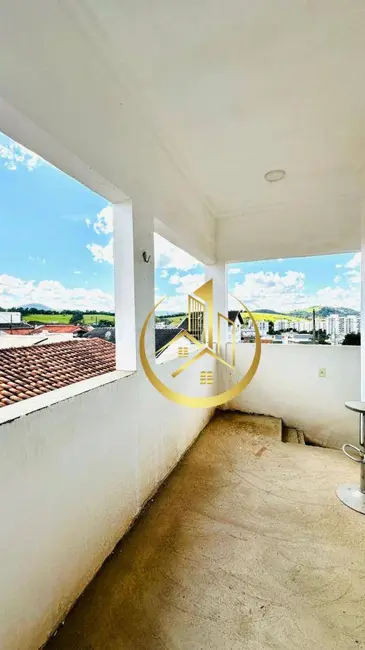 Foto 9 de Casa com 4 quartos à venda e para alugar, 300m2 em Jardim Floresta, Pouso Alegre - MG