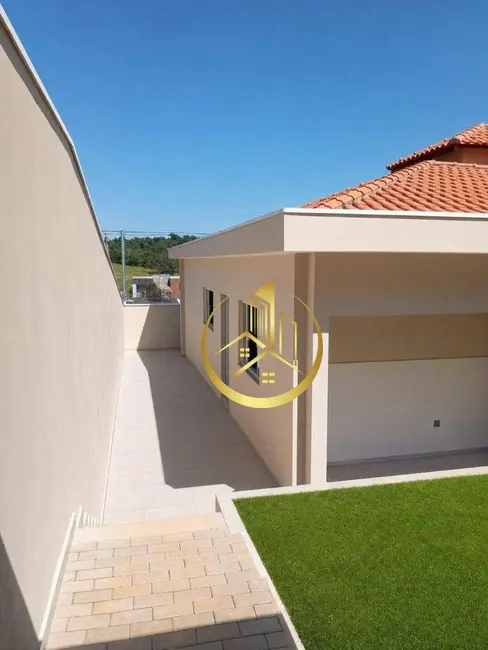 Foto 3 de Casa com 3 quartos à venda, 300m2 em Cidade Vergani, Pouso Alegre - MG