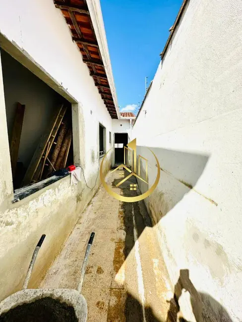 Foto 4 de Casa com 2 quartos à venda, 120m2 em Pouso Alegre - MG