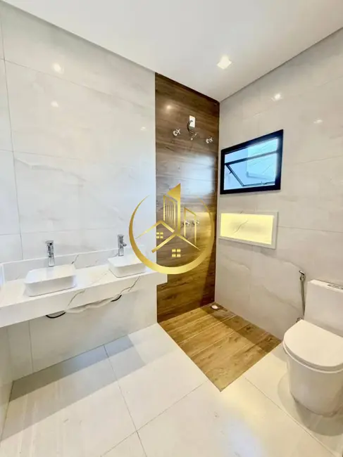 Foto 7 de Casa com 3 quartos à venda, 210m2 em Parque Real, Pouso Alegre - MG