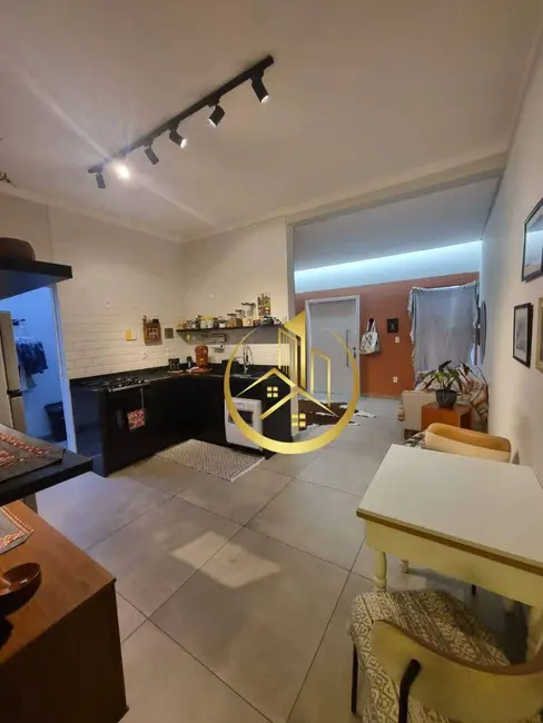 Foto 5 de Casa com 2 quartos à venda, 120m2 em Pouso Alegre - MG