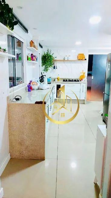 Foto 4 de Apartamento com 3 quartos à venda, 144m2 em Pouso Alegre - MG
