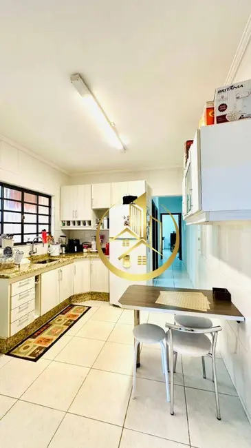 Casa com 2 quartos à venda, 150m2 em Pouso Alegre - MG - imagem 5 Foto 5 de Casa com 2 quartos à venda, 150m2 em Pouso Alegre - MG
