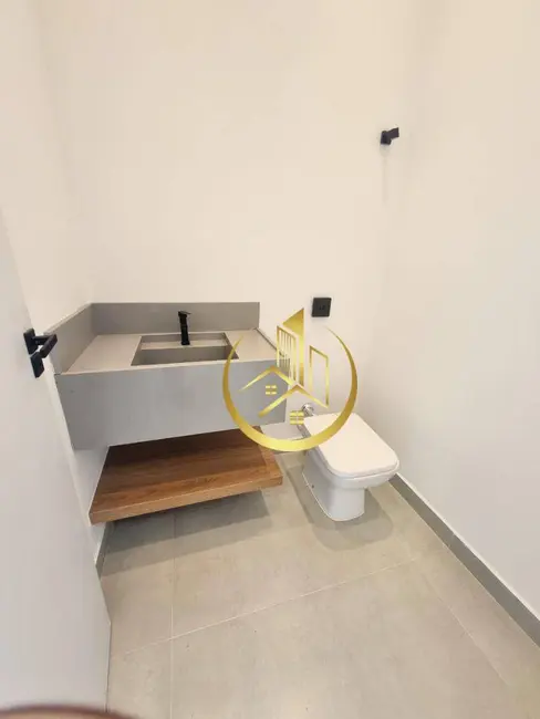 Foto 1 de Casa com 3 quartos à venda, 408m2 em Residencial Astúrias, Pouso Alegre - MG