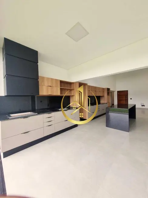 Foto 5 de Casa com 3 quartos à venda, 408m2 em Residencial Astúrias, Pouso Alegre - MG