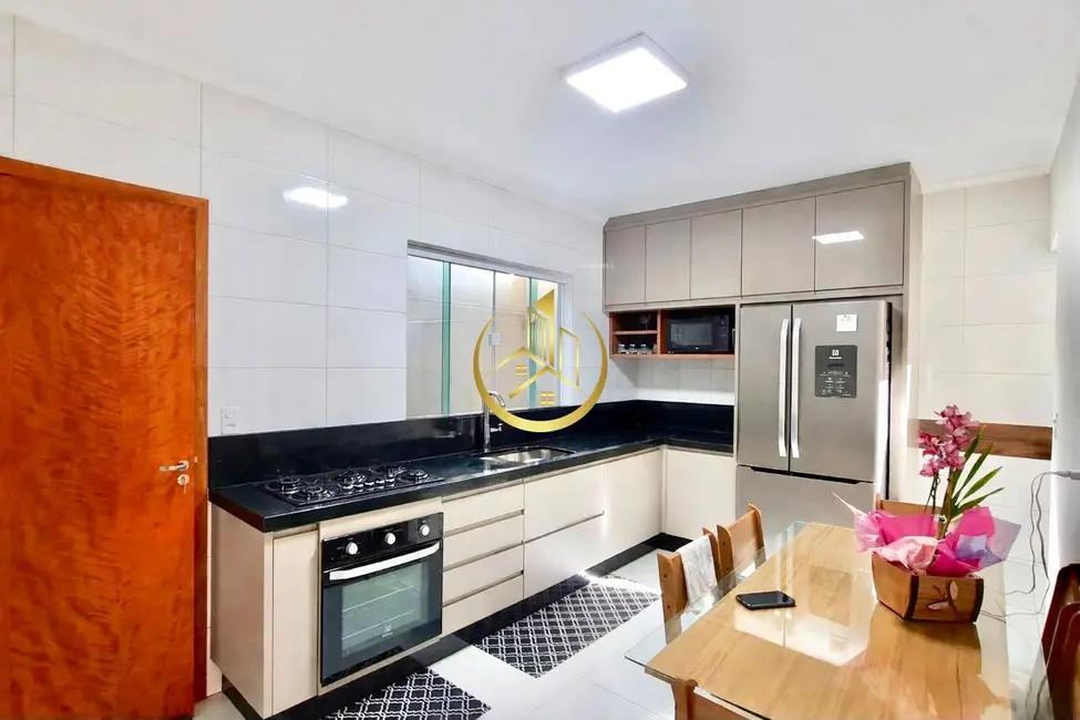Foto 4 de Casa com 2 quartos à venda, 90m2 em Pouso Alegre - MG