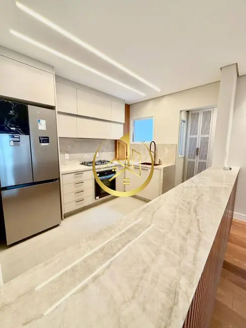 Foto 1 de Apartamento com 3 quartos à venda, 98m2 em Pouso Alegre - MG