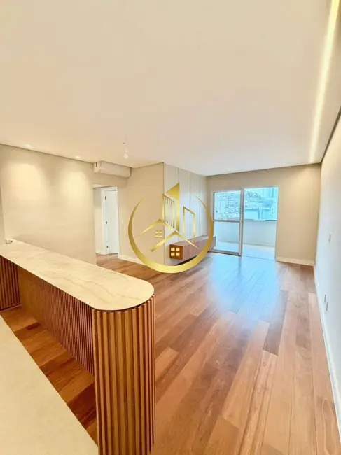Foto 6 de Apartamento com 3 quartos à venda, 98m2 em Pouso Alegre - MG