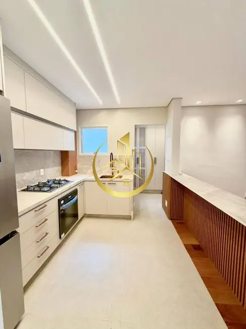 Foto 3 de Apartamento com 3 quartos à venda, 98m2 em Pouso Alegre - MG