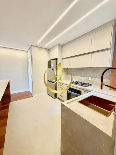 Foto 5 de Apartamento com 3 quartos à venda, 98m2 em Pouso Alegre - MG