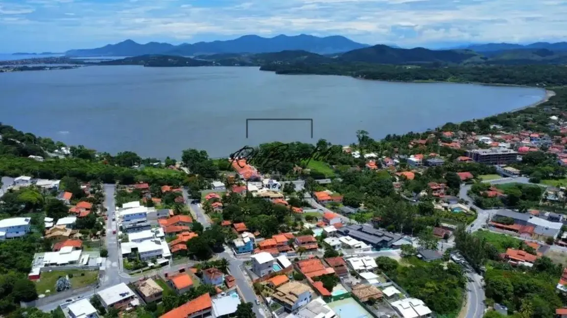 Foto 1 de Terreno / Lote à venda, 450m2 em Barra Nova, Saquarema - RJ