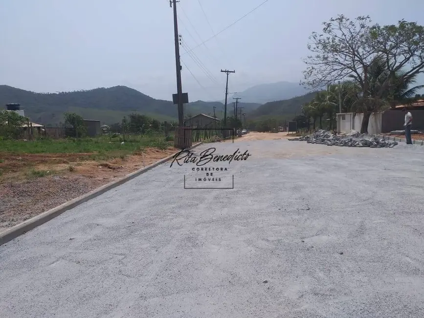 Foto 8 de Terreno / Lote à venda, 360m2 em Rio Bonito - RJ
