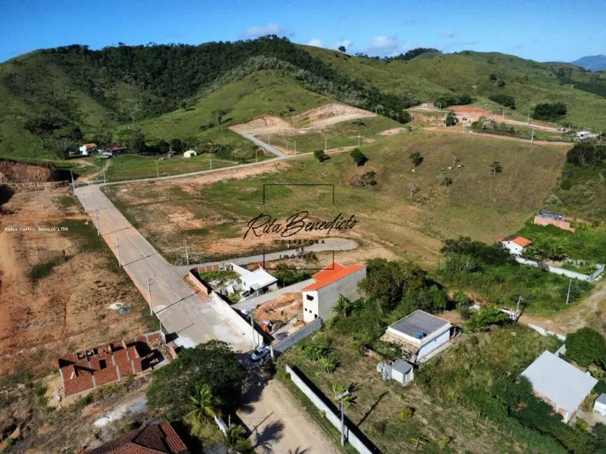 Foto 2 de Terreno / Lote à venda, 360m2 em Rio Bonito - RJ