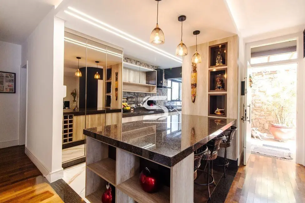 Foto 9 de Casa com 3 quartos à venda, 282m2 em Jardim Avelino, São Paulo - SP