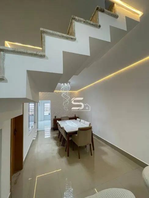 Sobrado com 3 quartos à venda, 115m2 em Vila Paulo Silas, São Paulo - SP - imagem 1 Foto 1 de Sobrado com 3 quartos à venda, 115m2 em Vila Paulo Silas, São Paulo - SP