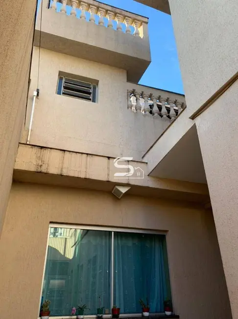 Foto 8 de Sobrado com 3 quartos à venda, 200m2 em Vila Santa Clara, São Paulo - SP