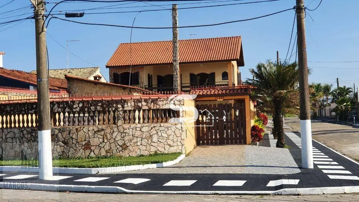 Foto 2 de Casa com 3 quartos à venda, 390m2 em Mongagua - SP